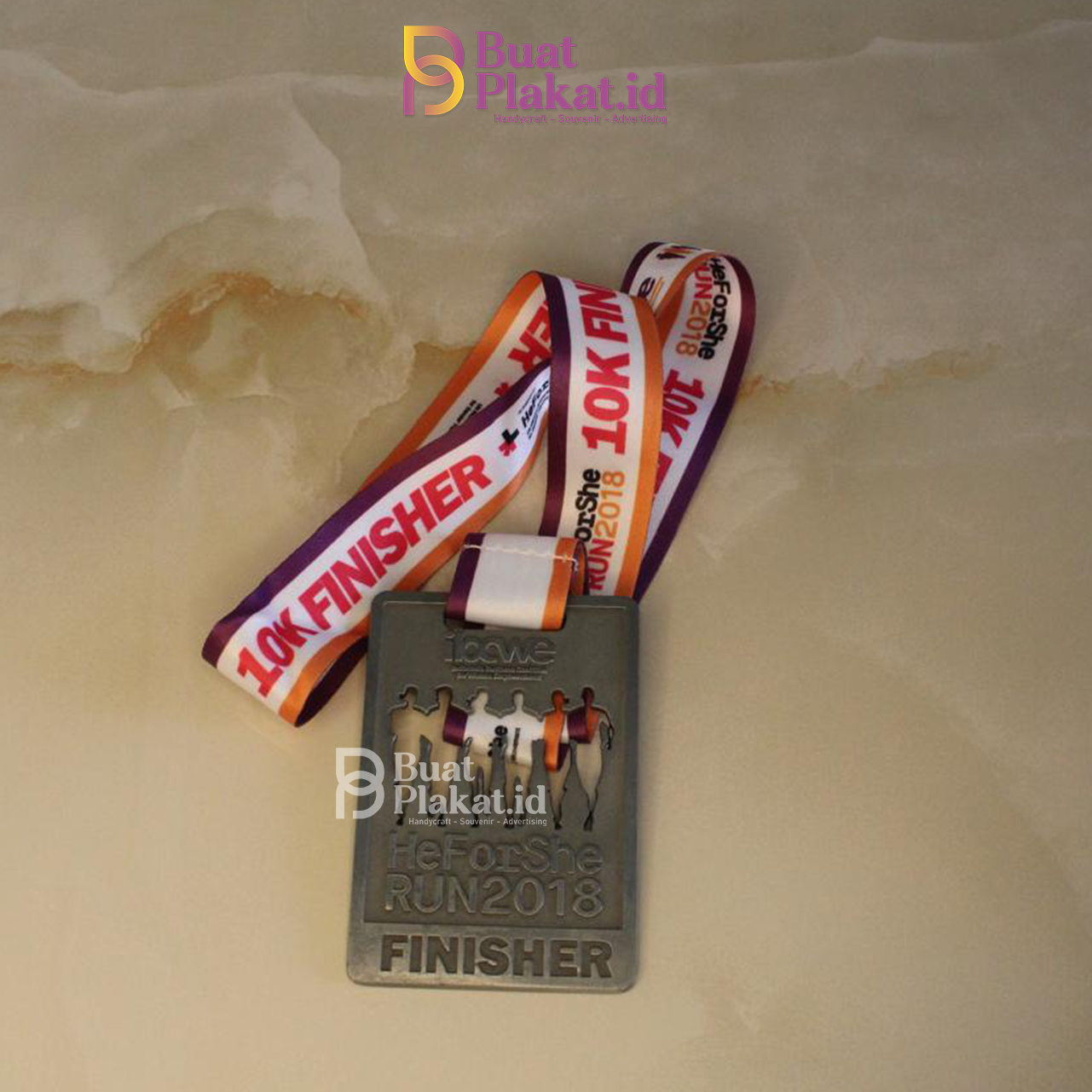 Medali Finisher HeForShe RUN